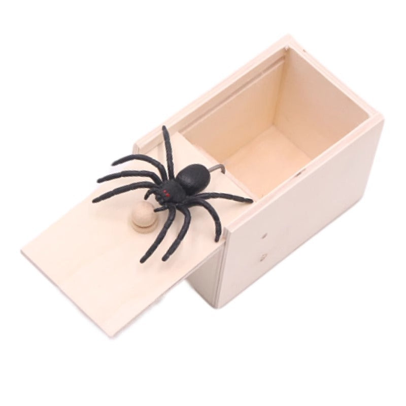 Prank prop: Spider box, scary and terrifying small wooden box
